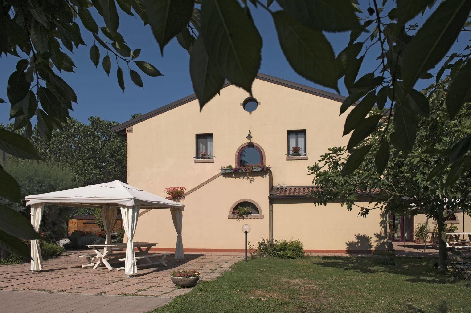 Villa Belfiore Ostellato Bagian luar foto